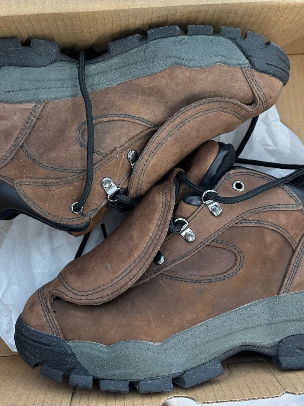 Men's Steel Toe Work Shoe 09 M - Brown